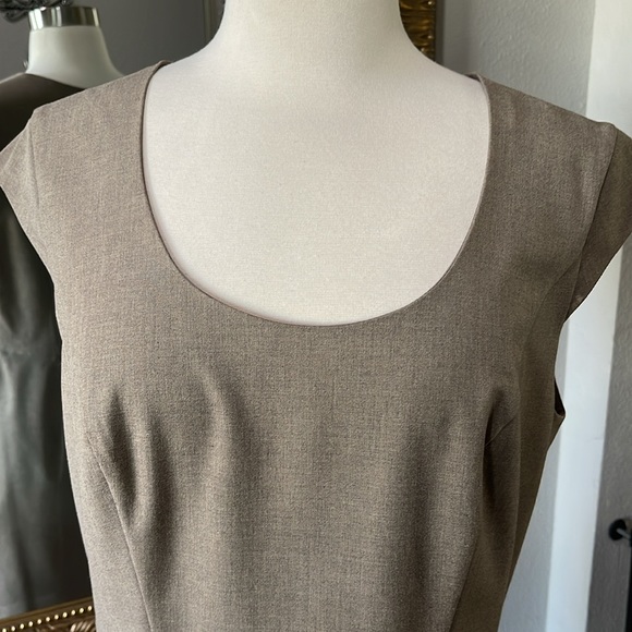 Ann Taylor Classic Cap Sleeves Dress - Picture 2 of 14